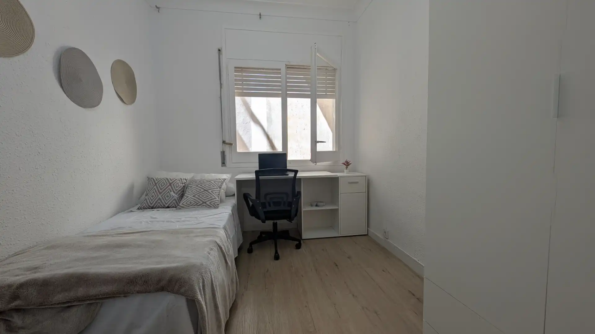 Habitación de Piso en venta en Barcelona con Aire acondicionado, Parquet y Amueblado