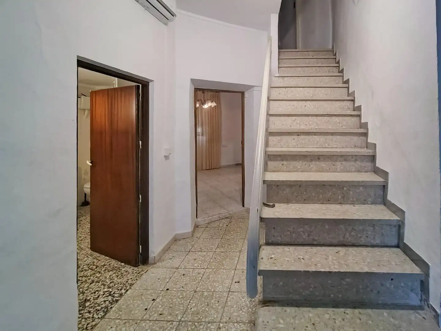 Casa adosada en venda en Campo de Criptana amb Aire condicionat