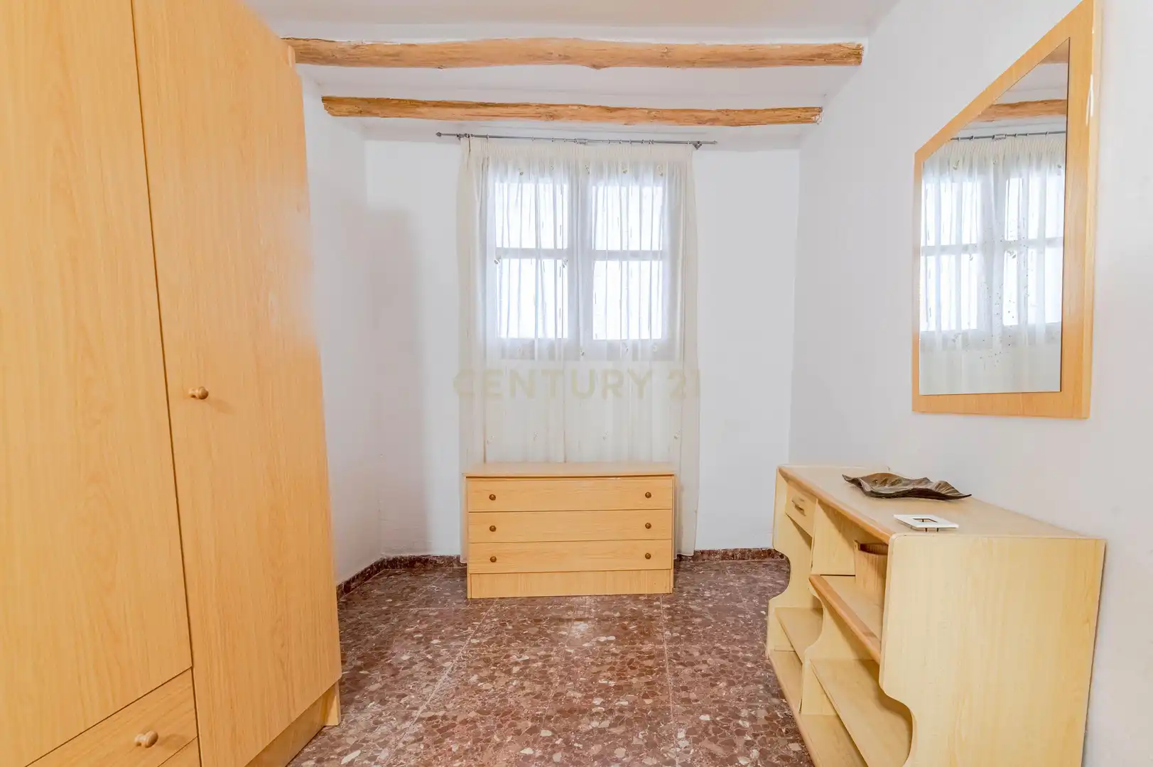 Dormitori de Casa o xalet en venda en Carataunas amb Forn, Rentadora i TV