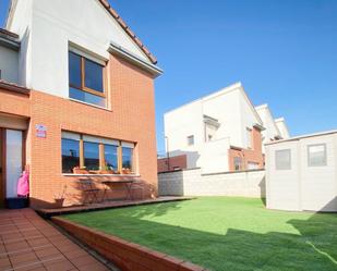 Exterior view of Single-family semi-detached for sale in Polanco  with Heating, Terrace and Storage room