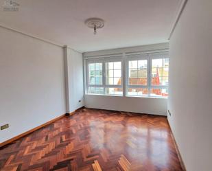 Bedroom of Apartment to rent in A Coruña Capital 