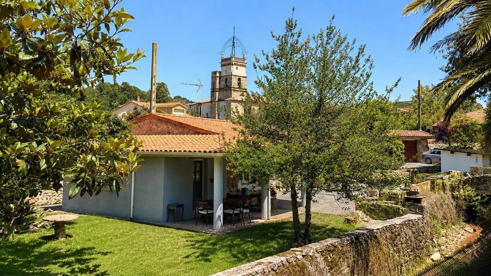 Vista exterior de Casa o xalet en venda en Alfoz de Lloredo amb Calefacció i Jardí privat
