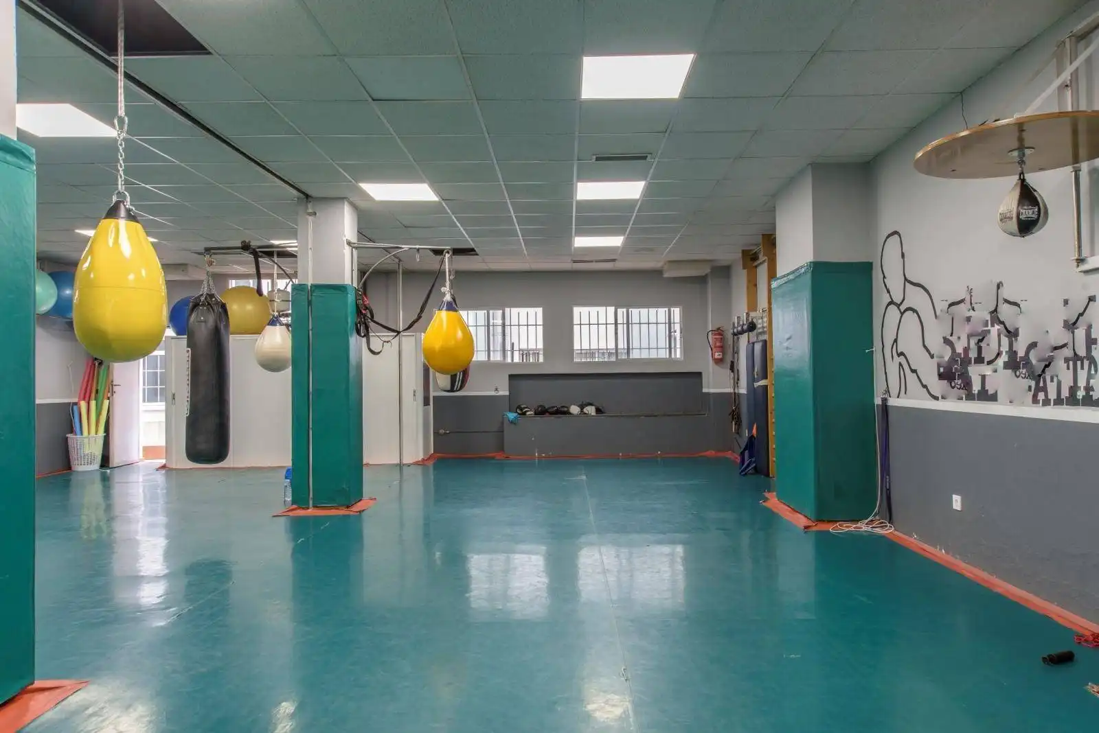 Business premises for sale in Ensanche - Sar, imagen 9