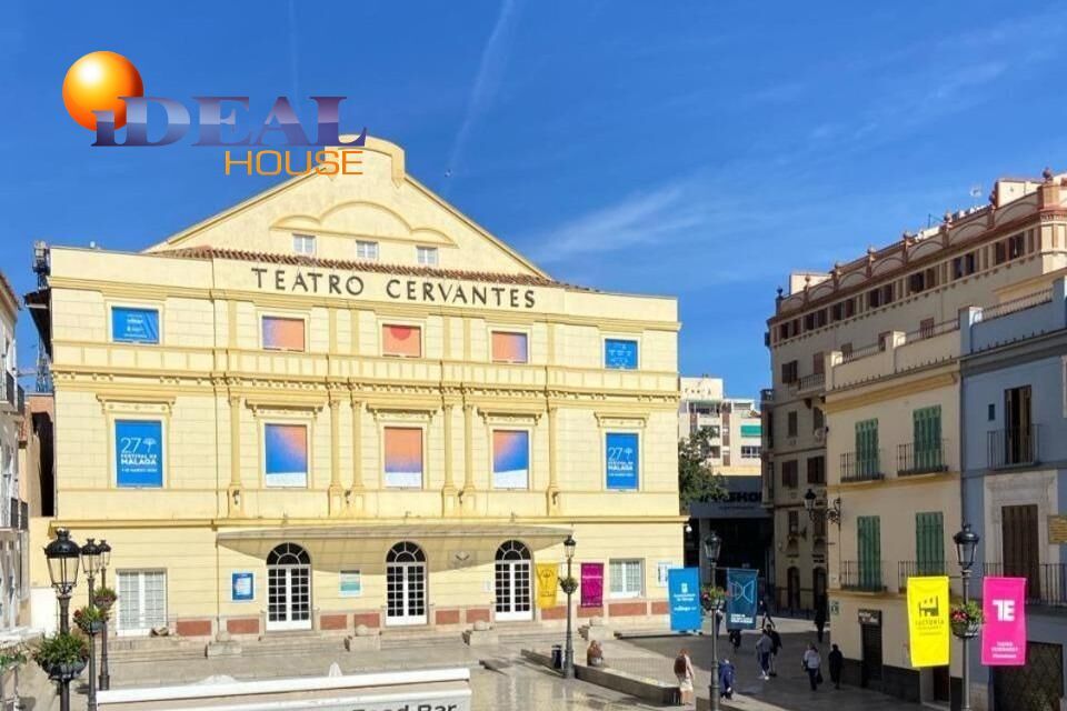 Vista exterior de Edificio en venta en Málaga Capital