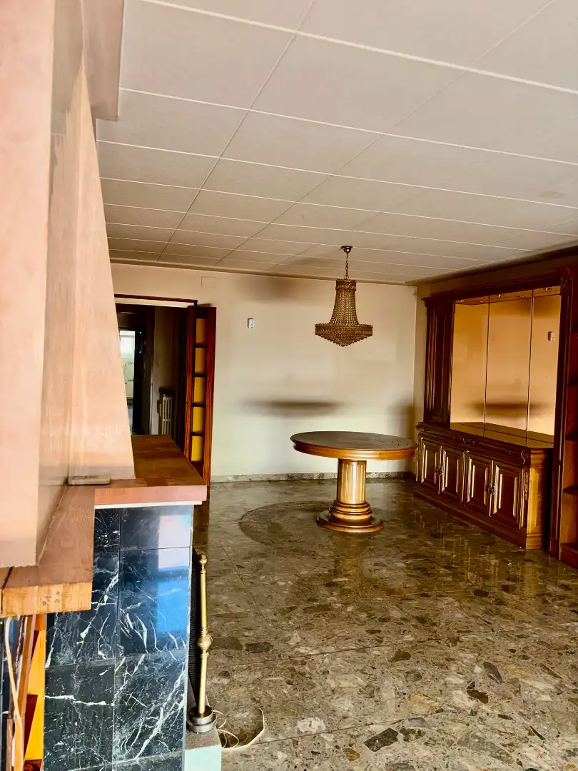 Detached homes for sale in Salt  with Heating, Balcony and Alarm
