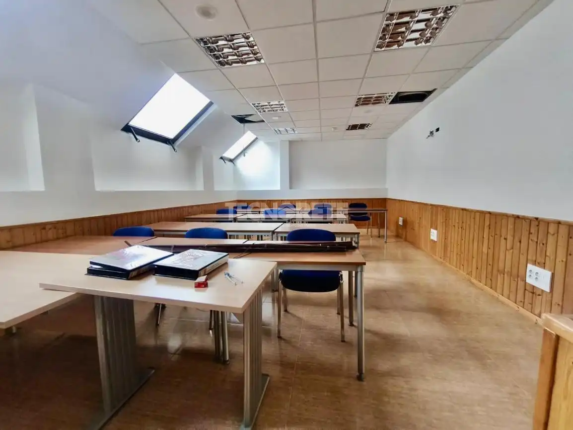 Edificio en venta en Villaluenga de la Sagra