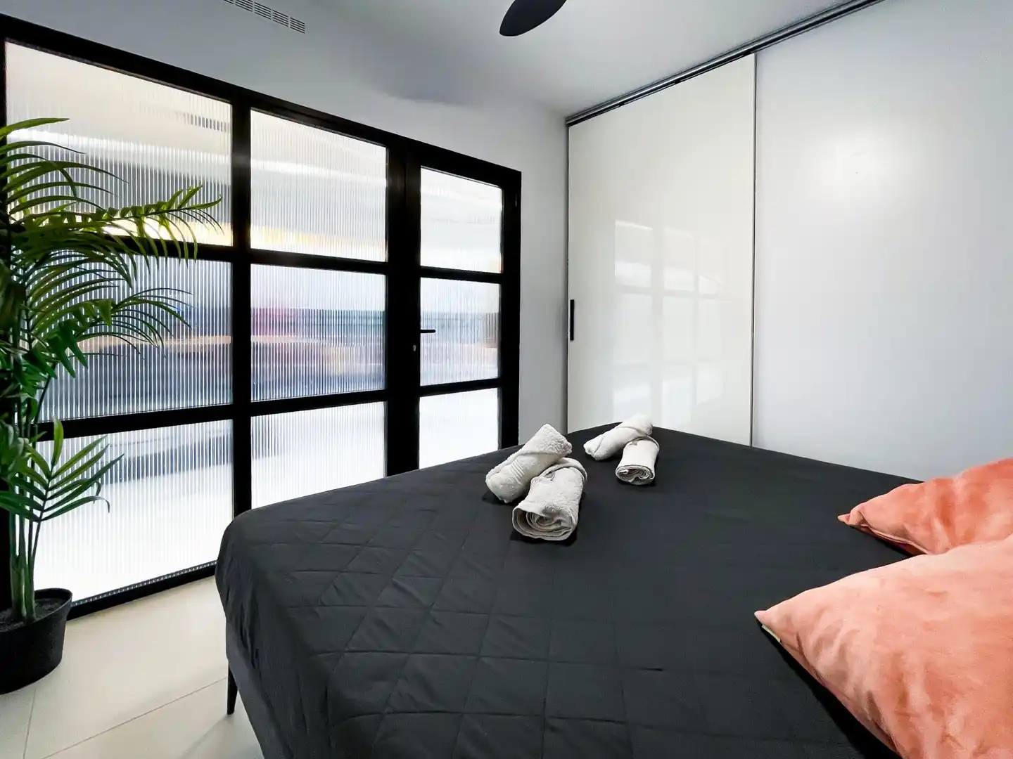 Apartamento con piscina en venta en Avenida Adeje 300 10, imagen 24