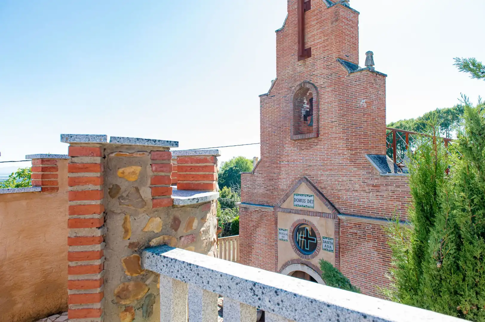 Vista exterior de Casa o chalet en venta en Quintana del Castillo con Calefacción, Jardín privado y Terraza