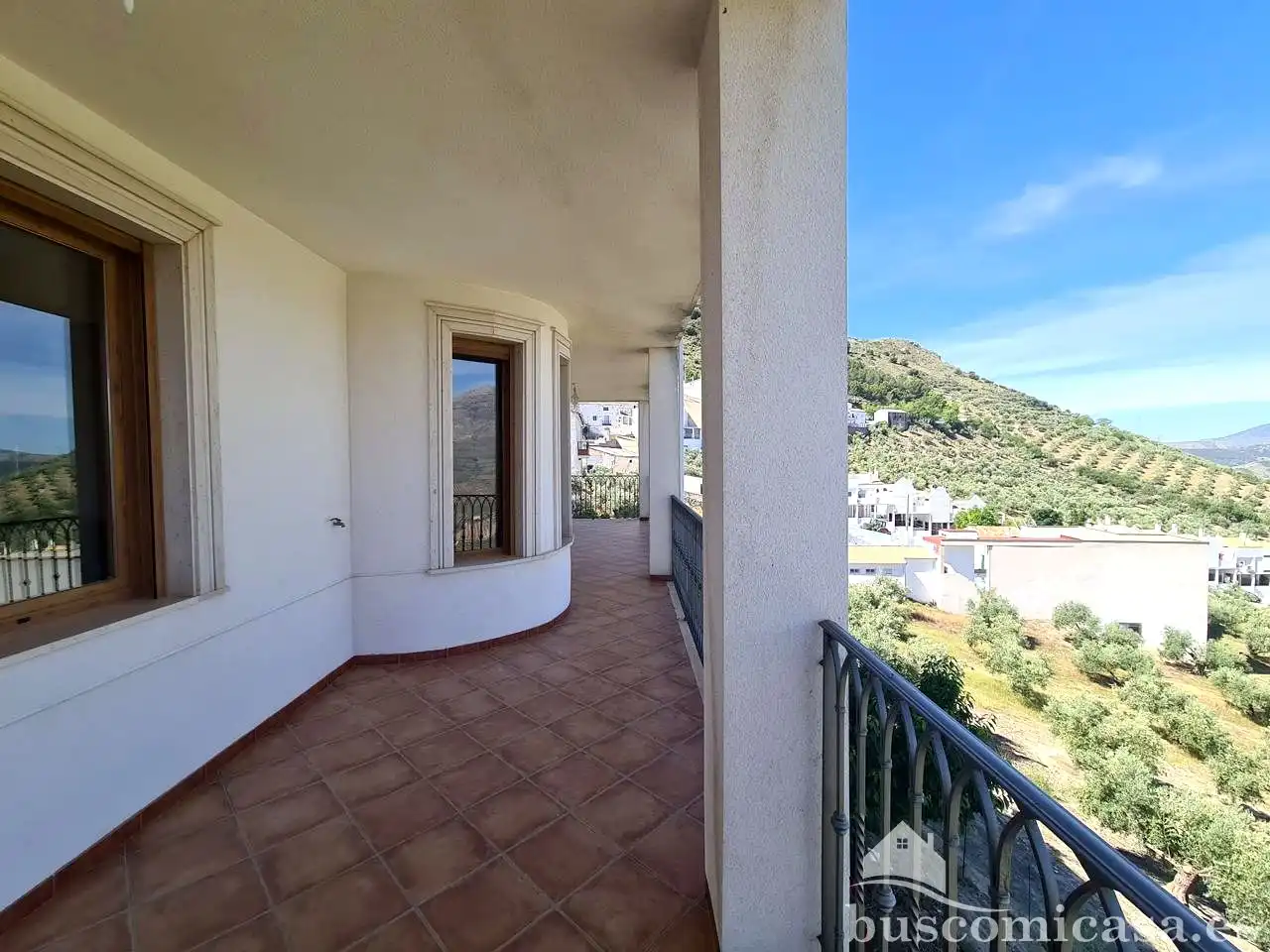 Terrassa de Casa o xalet en venda en Huelma amb Aire condicionat, Calefacció i Jardí privat