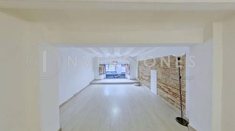 Foto 2 de Planta baixa en venda a  Joaquin Costa, El Raval, Barcelona