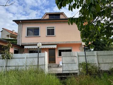 Xalet amb balcó en venda a Rúa Beiramar
