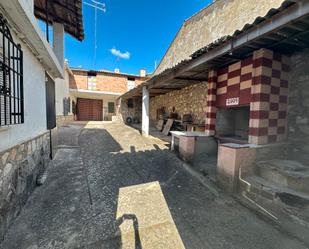 Vista exterior de Casa o xalet en venda en Fuentes amb Moblat