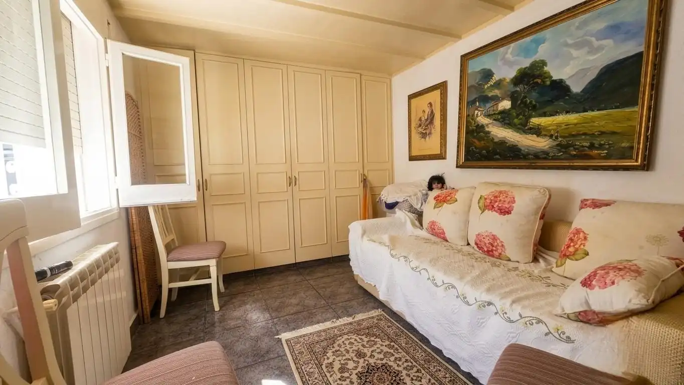 Habitación de Casa o chalet en venta en Esparreguera con Calefacción, Jardín privado y Terraza
