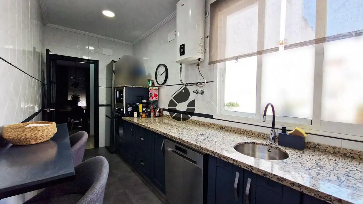 Cocina de Piso en venta en Coria del Río con Aire acondicionado, Terraza y Balcón
