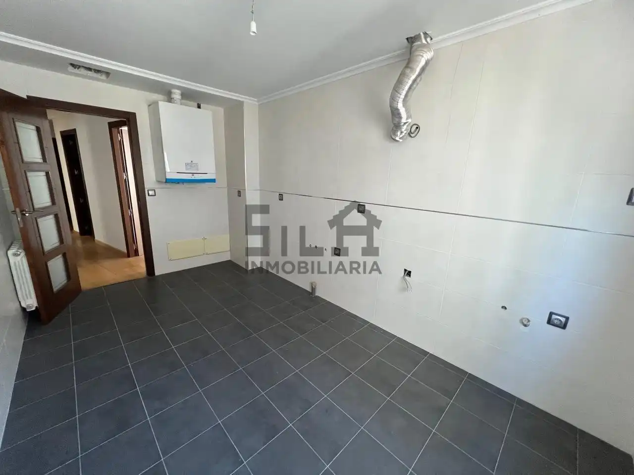 Habitación de Piso en venta en O Carballiño   con Calefacción, Trastero y Balcón