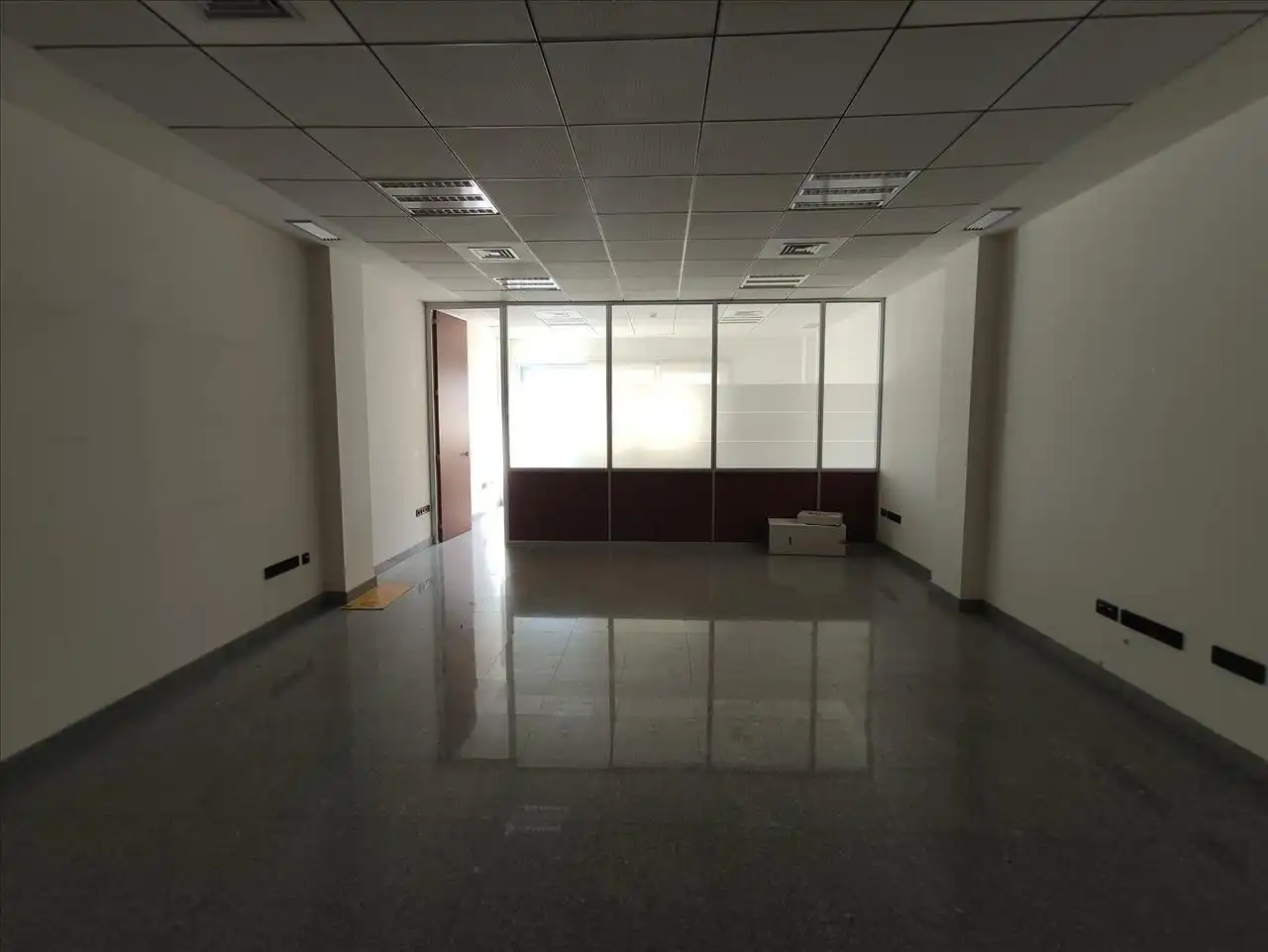 Oficina amb ascensor en venda a Sur, imagen 14