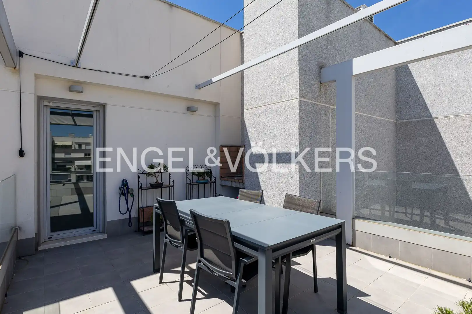 Terrace of Duplexes for sale in Madrid  with Air Conditioner, Heating and Private garden