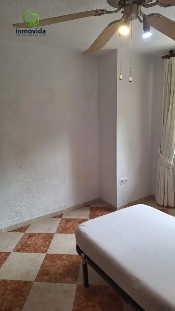 Dormitori de Pis en venda en Córdoba amb Aire condicionat, Calefacció i Terrassa