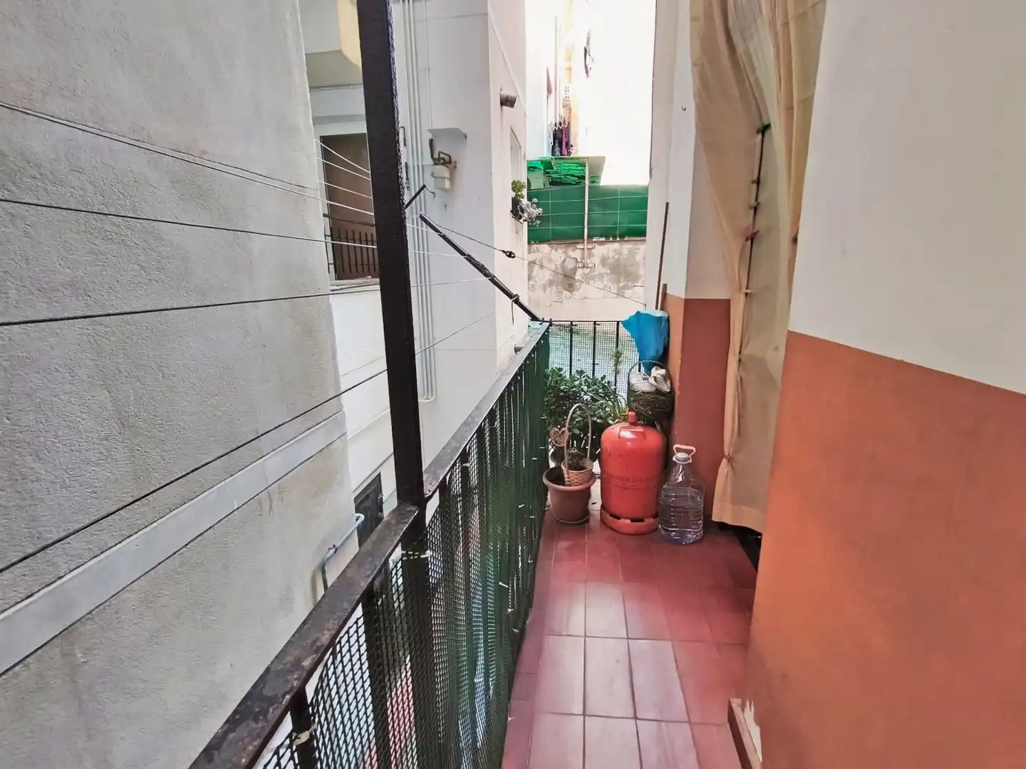 Terrassa de Pis en venda en L'Hospitalet de Llobregat amb Aire condicionat i Balcó