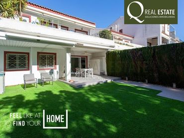 Bungalow with pool for sale in Calle Calle Pintor Fernando Soria