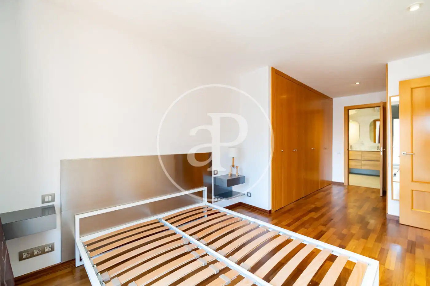 Schlafzimmer von Wohnung zur Miete in Barcelona mit Klimaanlage, Heizung und Möbliert