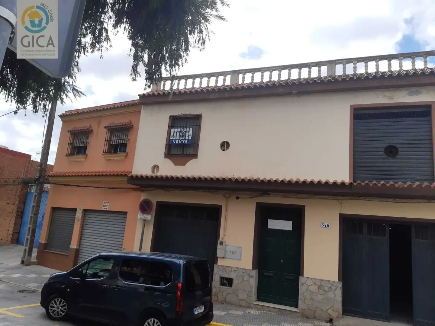Exterior view of Houses for sale in Algeciras  with Terrace