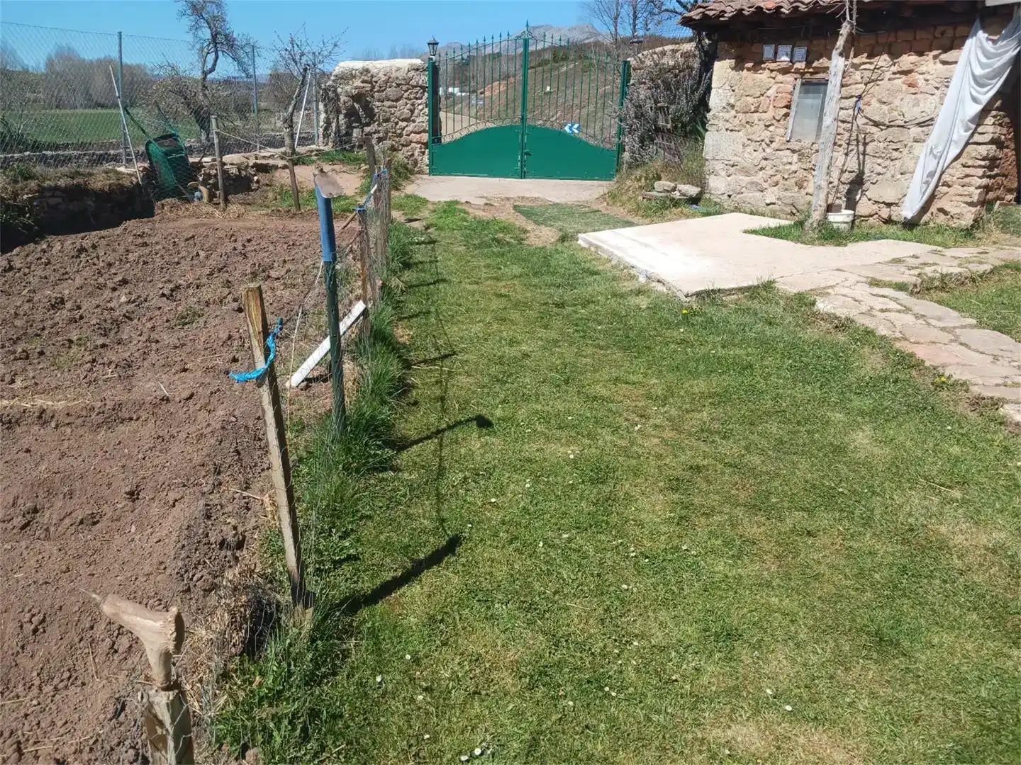 Casa o xalet en venda en Olmos de Ojeda amb Jardí privat, Traster i Moblat