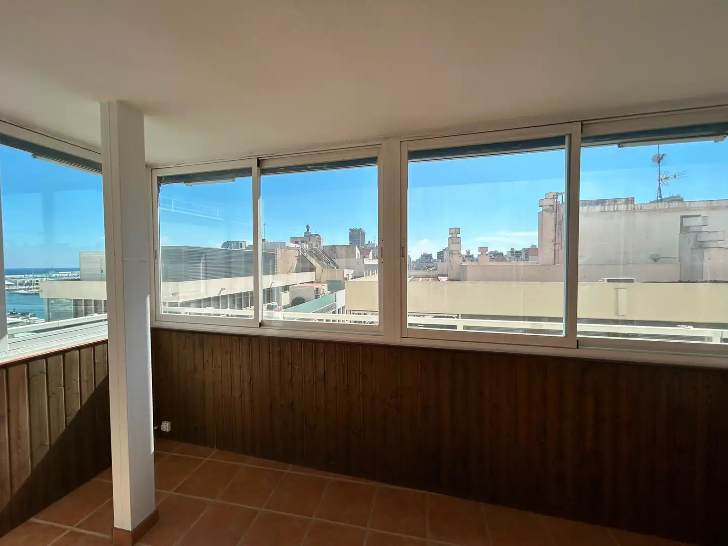 Balcony of Attic for rent in Alicante / Alacant  with Air Conditioner, Heating and Terrace