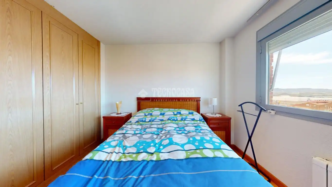 Habitación de Piso en venta en Azuqueca de Henares con Aire acondicionado, Calefacción y Piscina comunitaria