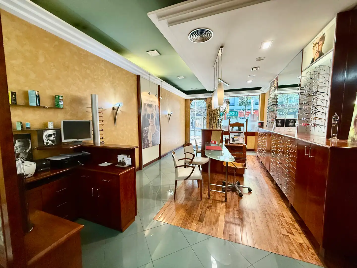 Business premises to rent in Colon Ibilbidea, imagen 2