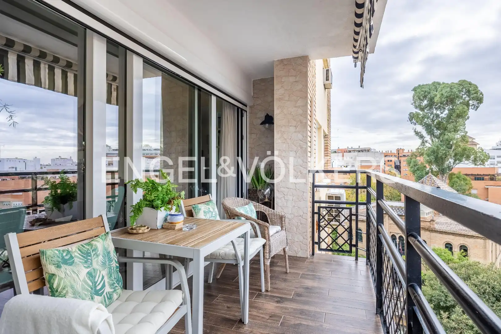 Terrace of Flat for sale in Sevilla  with Heating, Private garden and Terrace