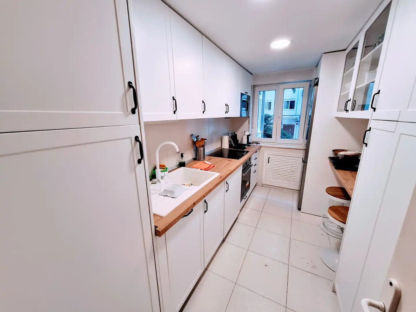 Cuina de Apartament en venda en Benicasim / Benicàssim amb Jardí privat, Terrassa i Moblat