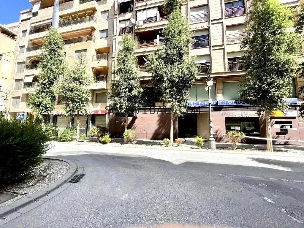 Außenansicht von Erdgeschoss zur Miete in Orihuela mit Klimaanlage und Heizung