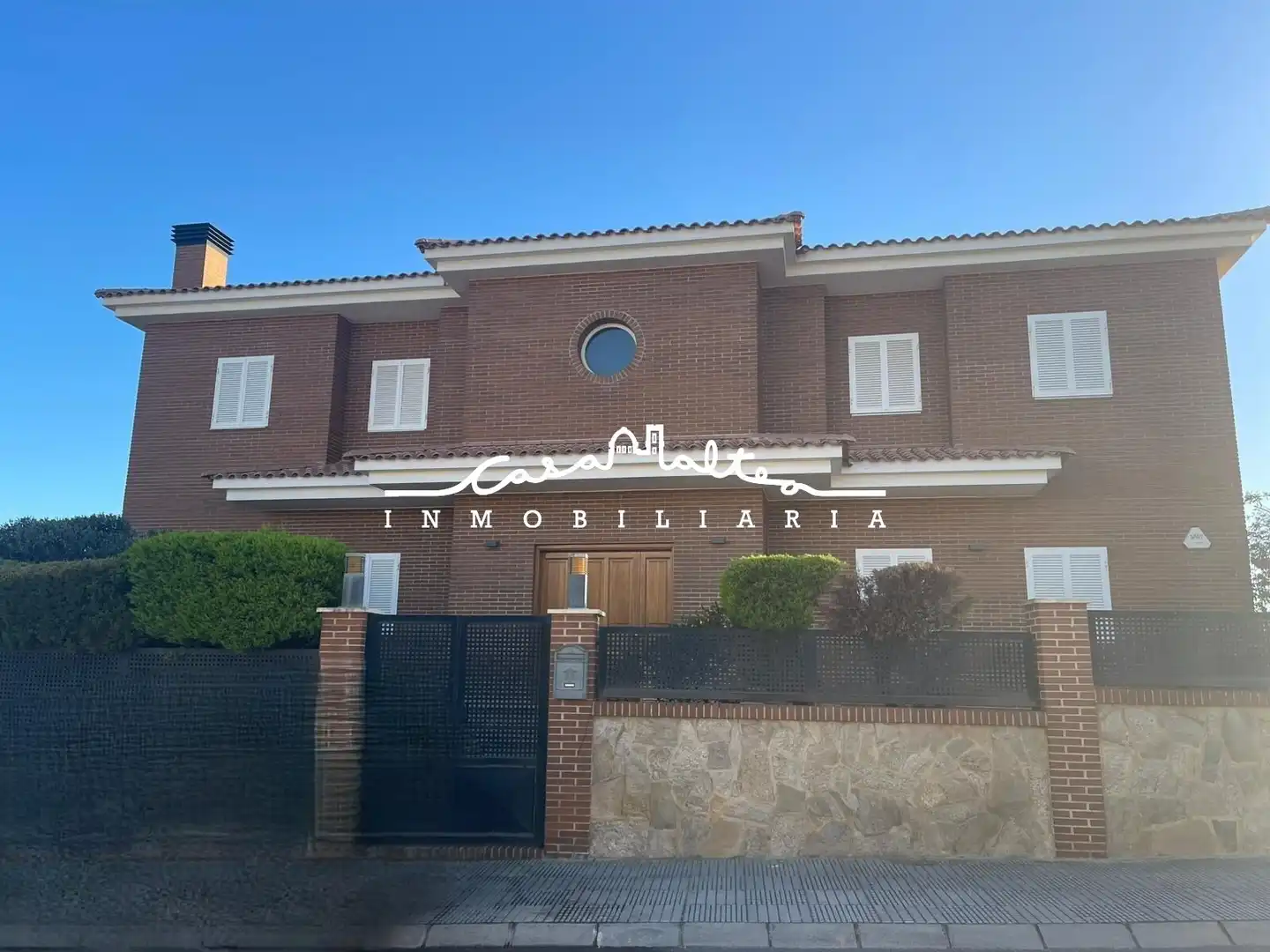 Xalet amb piscina en venda a La Nucia Pueblo