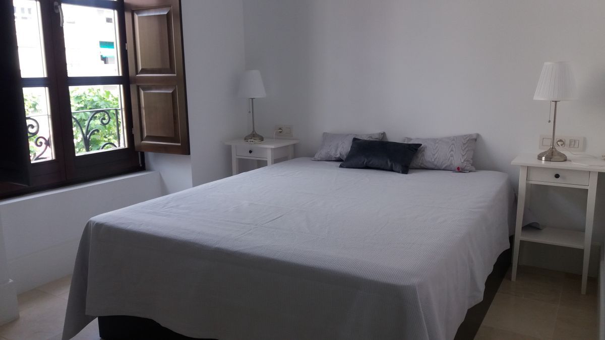 Bedroom of Apartment to rent in  Jaén Capital  with Air Conditioner and Heating