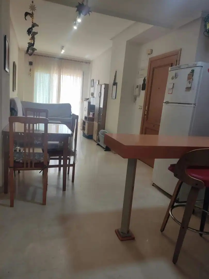 Flat for rent in Calle FERNANDA SANTAMARIA, Plaza Crevillente - Antiguos Juzgados - El Asilo