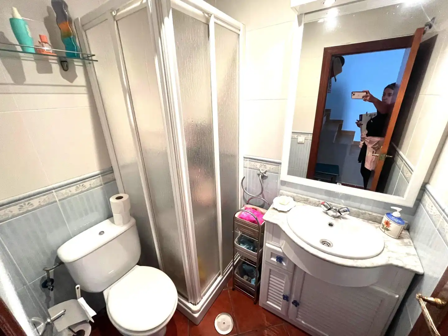 Badezimmer von Einfamilien-Reihenhaus zum Verkauf in El Portil mit Möbliert und Balkon