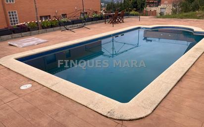 Piscina de Casa o xalet en venda en Vallirana amb Terrassa, Piscina i Balcó