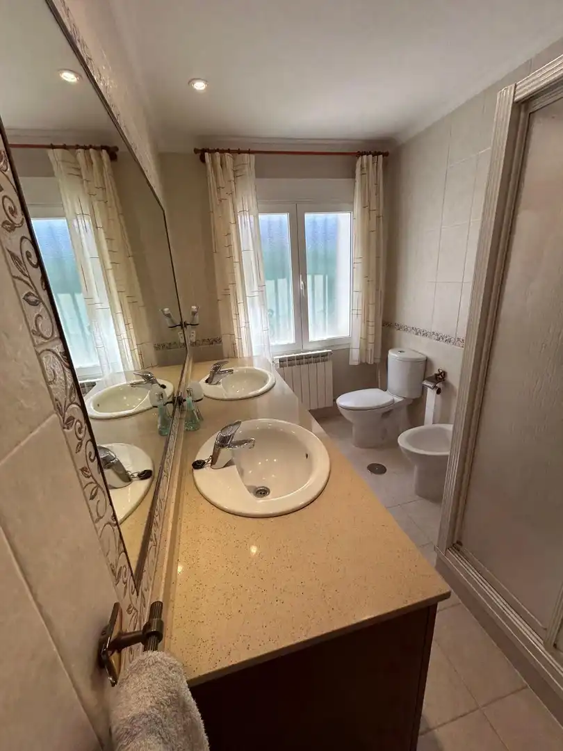 Bathroom of Houses for sale in Alcolea de Calatrava  with Air Conditioner, Heating and Terrace