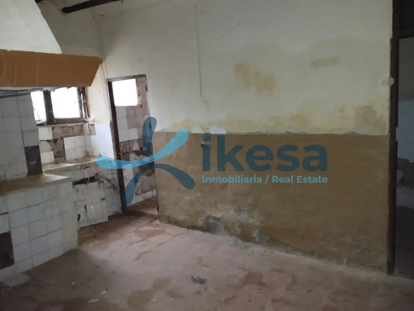 Casa adosada en venta en Montizón