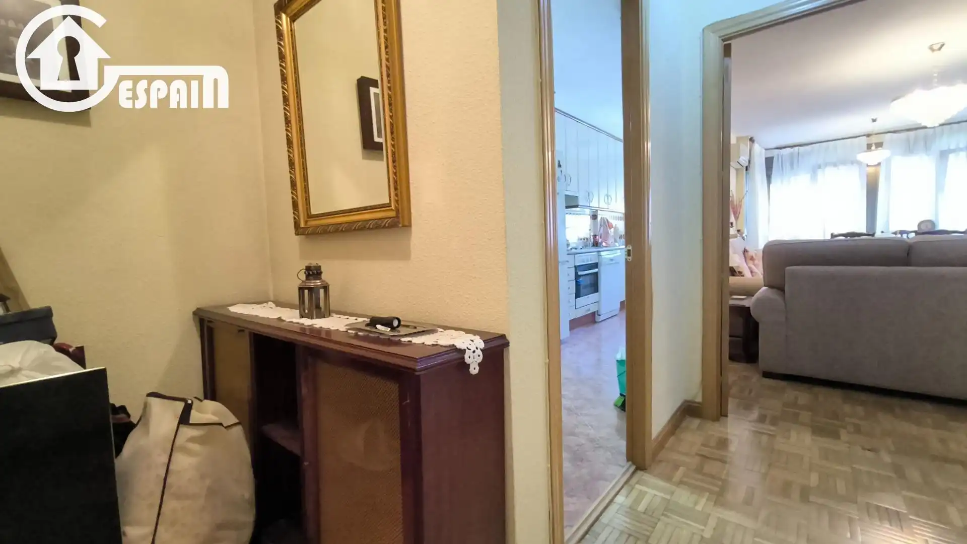Bedroom of Flat for sale in Madrid  with Air Conditioner and Heating