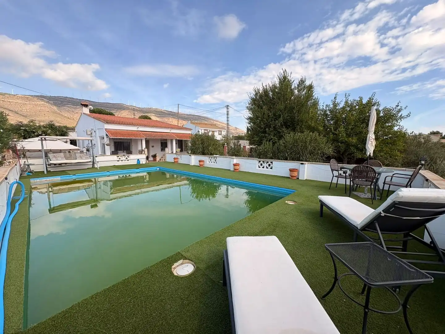 Swimming pool of Houses for sale in Caudete, Albacete