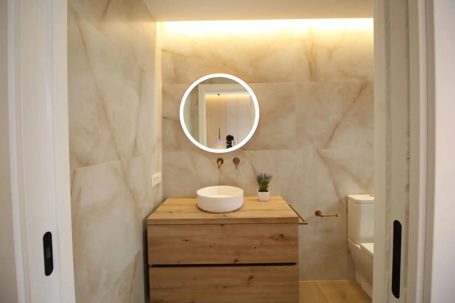 Bathroom of Flat for sale in Almenara  with Air Conditioner, Heating and Storage room