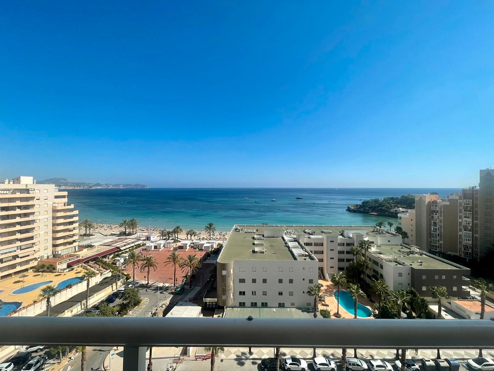 Vista exterior de Apartamento de alquiler en Calpe / Calp con Aire acondicionado, Calefacción y Terraza
