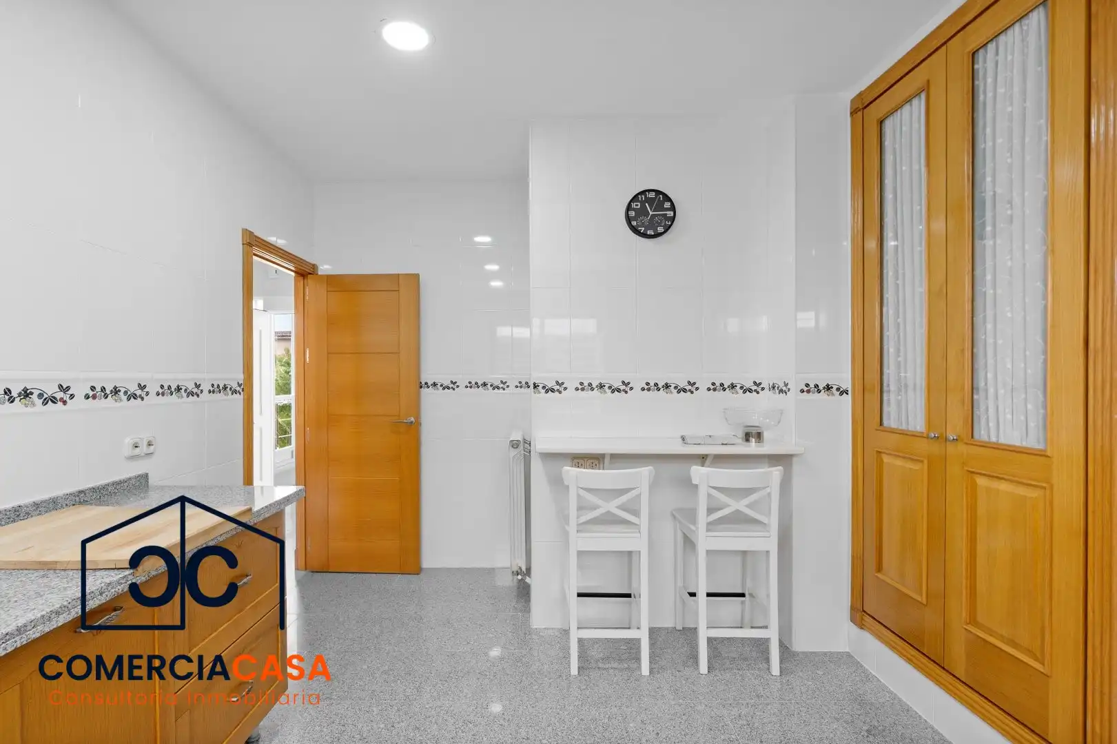 Cuina de Casa o xalet en venda en Villa de Otura amb Aire condicionat, Calefacció i Jardí privat