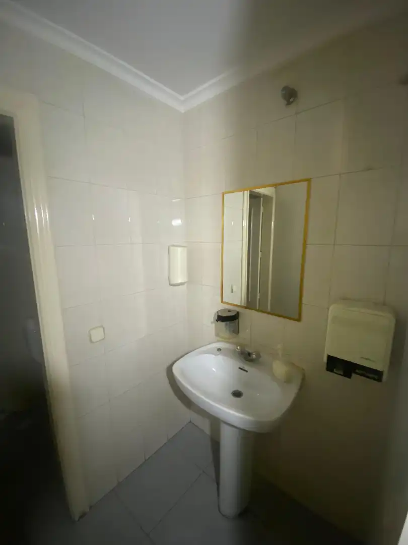Local comercial en venta en Calle Elisa Cendrero, imagen 21