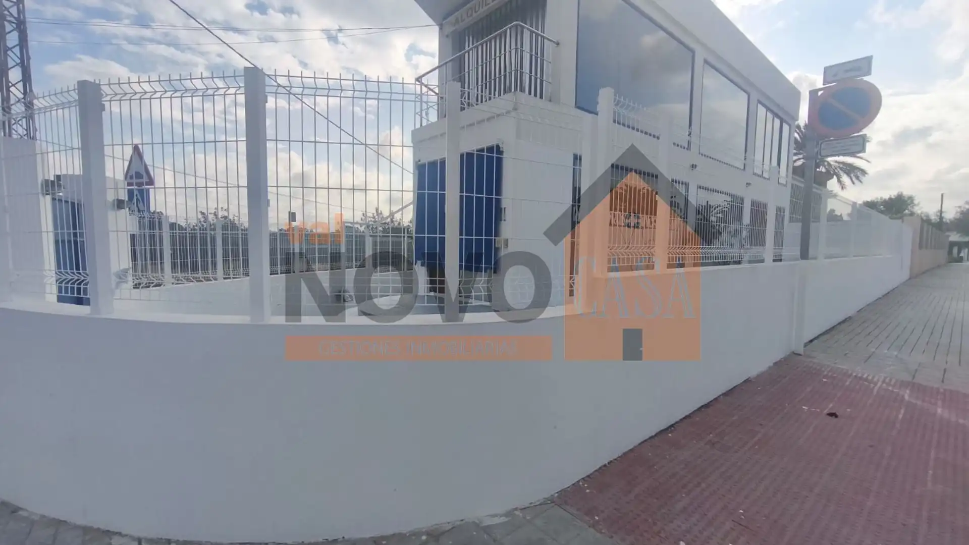 Vista exterior de Casa o xalet en venda en Paterna amb Traster