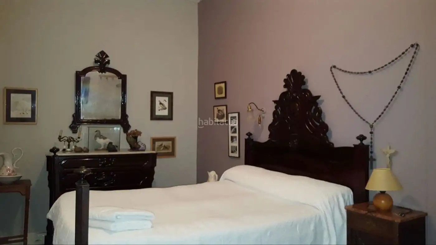 Chalet con jardín en venta en Calle de San Jaime 2