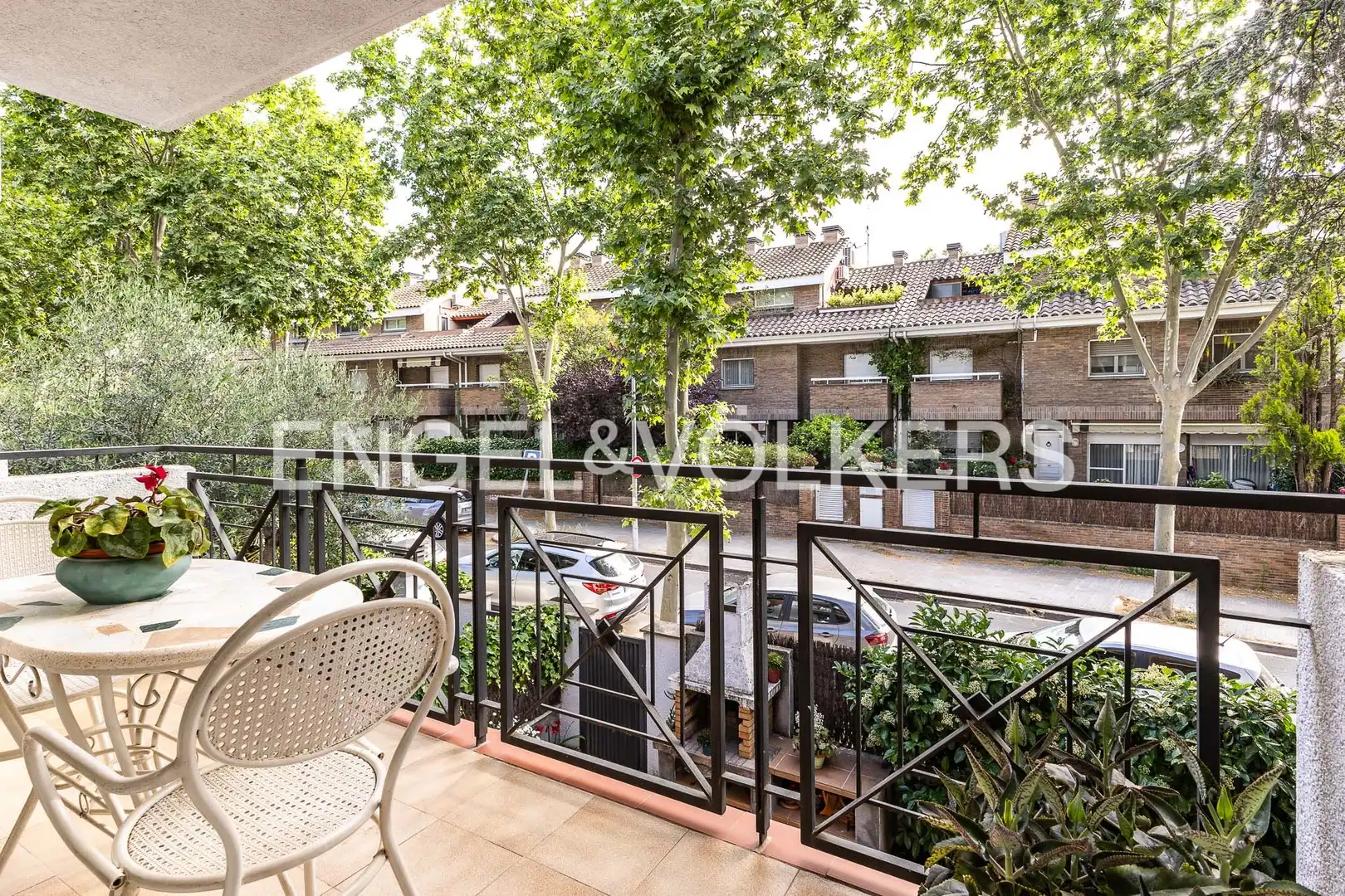 Terrassa de Casa o xalet en venda en Cerdanyola del Vallès amb Aire condicionat, Calefacció i Jardí privat