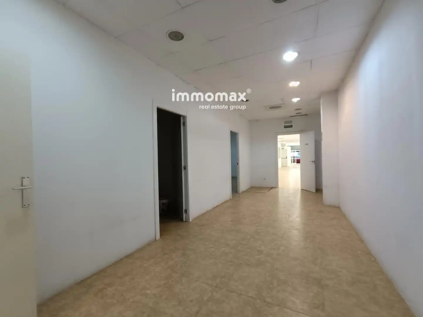 Gewerbefläche zur Miete in Josep Miquel Quintana, imagen 8